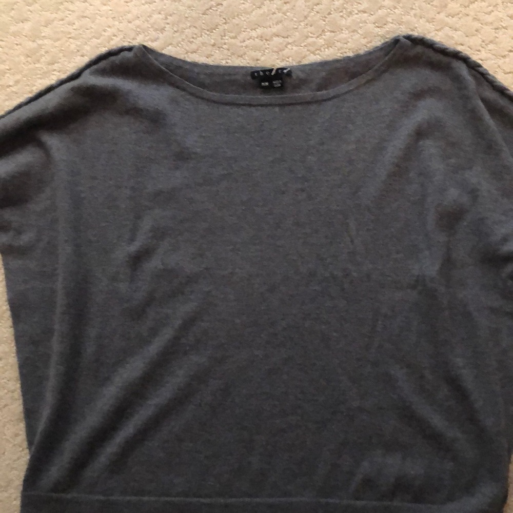 Theory M gray crop sweater